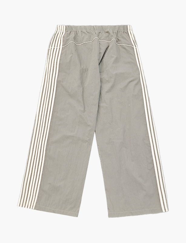 Tilpasset mote ungdomsnylon Super Baggy Flare Pregede Tungvekts joggebukser for menn Oversized print Brede joggebukser med sn&oslash;ring