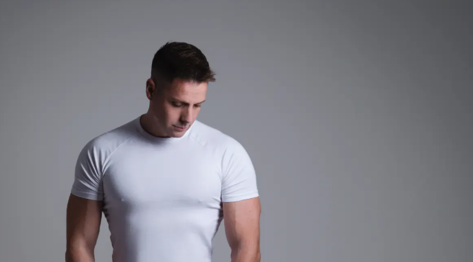 Pinyang Clothing tungvekts t-skjorte i bomull for perfekt passform